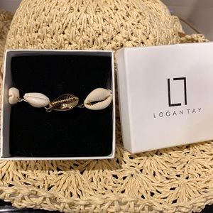 LT girls She’ll Yeah bracelet